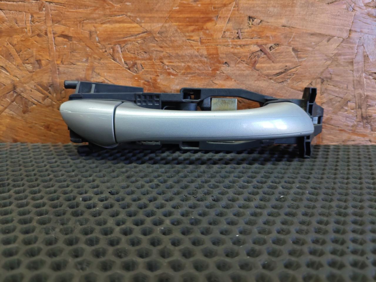 ручка наружная задняя правая Mercedes-Benz E-Класс W211/S211 2004, 2.7 л., OM 647.961, дизель, МКПП, седан - фото №1