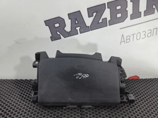 подушка безопасности коленная Hyundai i40 1 поколение VF 2011, седан, 569703Z200