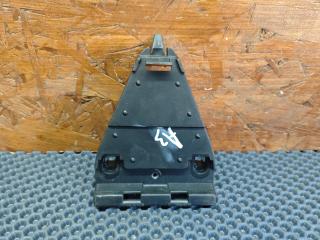 кронштейн (крепление) Audi TT 8N 1999, 1.8 л., APX, бензин, МКПП, купе