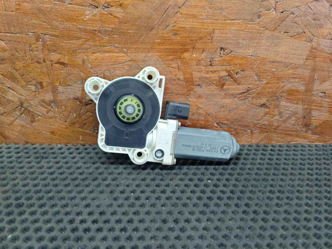 моторчик стеклоподъемника Mercedes-Benz E-Класс W211/S211 2004, 2.7 л., OM 647.961, дизель, МКПП, седан - фото №1