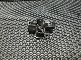 замок капота Mercedes-Benz E-Класс W211/S211 W211 2003, 1.8 л., M 271.941, бензин, АКПП, c185 melanitschwarz, универсал, правый руль, A2038800060