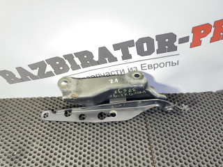 петля капота левая Volvo XC90 1 поколение 2006, 2.4 л., D 5244 T, дизель, АКПП, 455 titanium grey pearl, внедорожник 5 дв., правый руль, 30716882