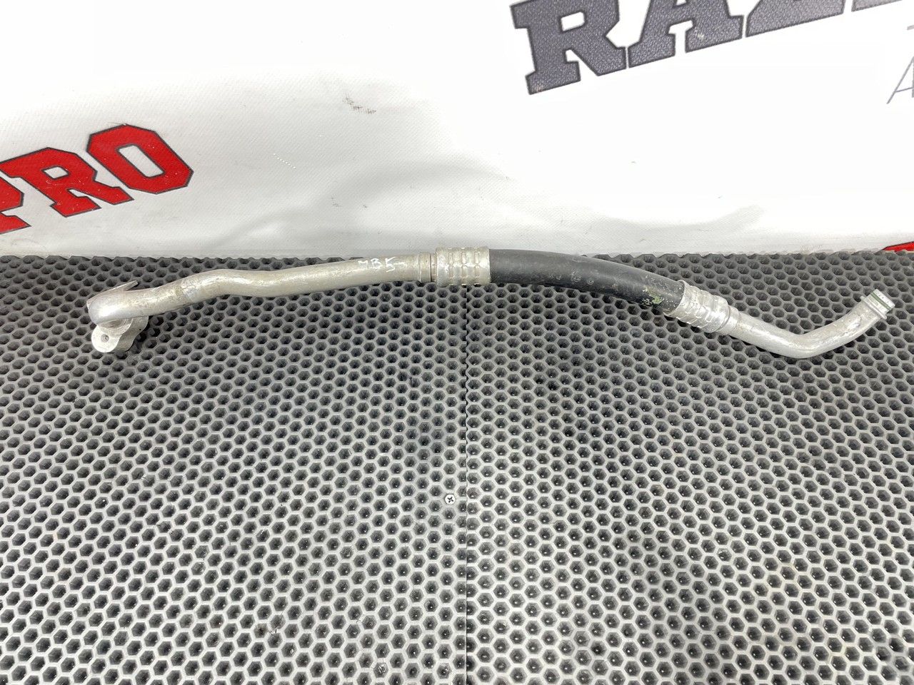 трубка кондиционера Mercedes-Benz C-Класс W203/S203/CL203 2002, 2.0 л., M 111.955, бензин, МКПП, купе, A1112307156 - фото №1