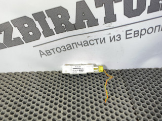 датчик удара Volvo XC90 1 поколение 2006, 2.4 л., D 5244 T, дизель, АКПП, 455 titanium grey pearl, внедорожник 5 дв., правый руль, 8651755