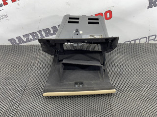 бардачок Land Rover Range Rover 3 поколение 2002, 2.9 л., M 57 D 30, дизель, АКПП, внедорожник 5 дв., FFK000010PUY