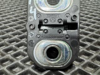 петля замка двери Mercedes-Benz C-Класс W203/S203/CL203 [рестайлинг] 2006, 3.5 л., M 272.960, бензин, АКПП, универсал, A2037200004, 2037200004