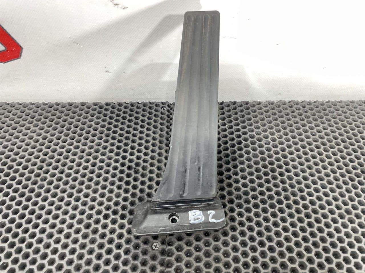 педаль BMW 5 серия F07/F10/F11 F11 2010, 3.0 л., N57 D30 A, дизель, АКПП, универсал, 35426789998 - фото №1