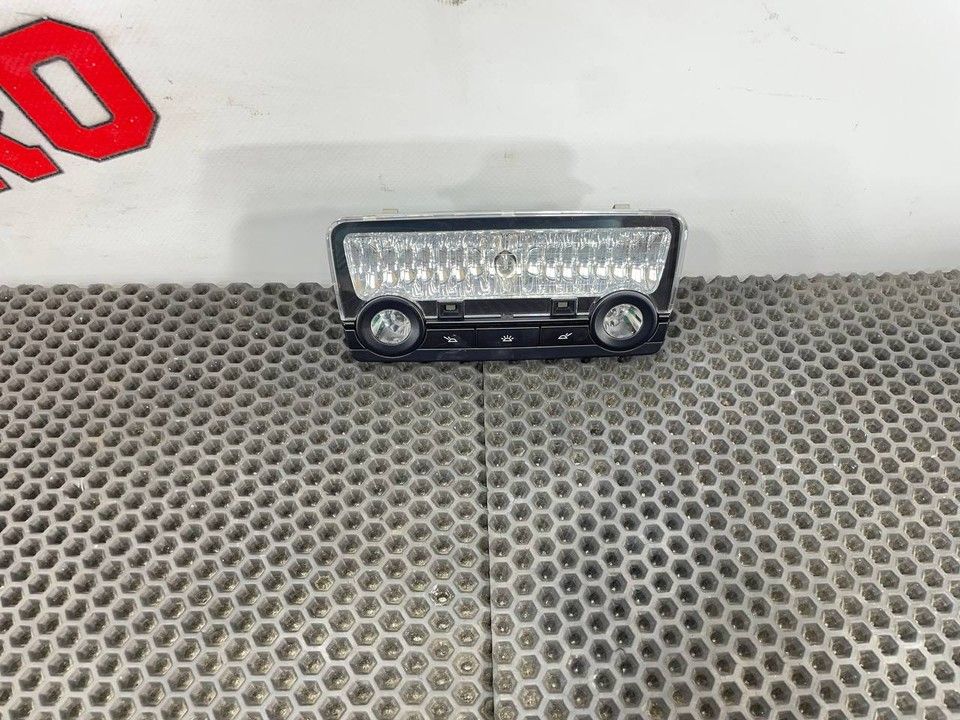 фонарь салона (плафон) BMW 5 серия F07/F10/F11 F11 2010, 3.0 л., N57 D30 A, дизель, АКПП, универсал, 63319163699 - фото №1