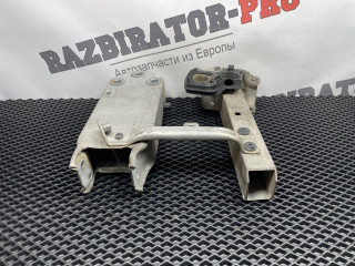 кронштейн (крепление) BMW 5 серия F07/F10/F11 F11 2010, 3.0 л., N57 D30 A, дизель, АКПП, универсал, 51117158874, 7158874, 13232810, 7158894