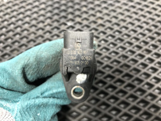 датчик распредвала Mercedes-Benz C-Класс W204 [рестайлинг] 2011, 2.1 л., OM 651.913, дизель, МКПП, 040u, седан, правый руль, A6519050100, 023210307