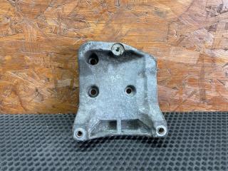 кронштейн компрессора кондиционера BMW 5 серия E60/E61 2007, 2.0 л., M47 D20, дизель, АКПП, седан