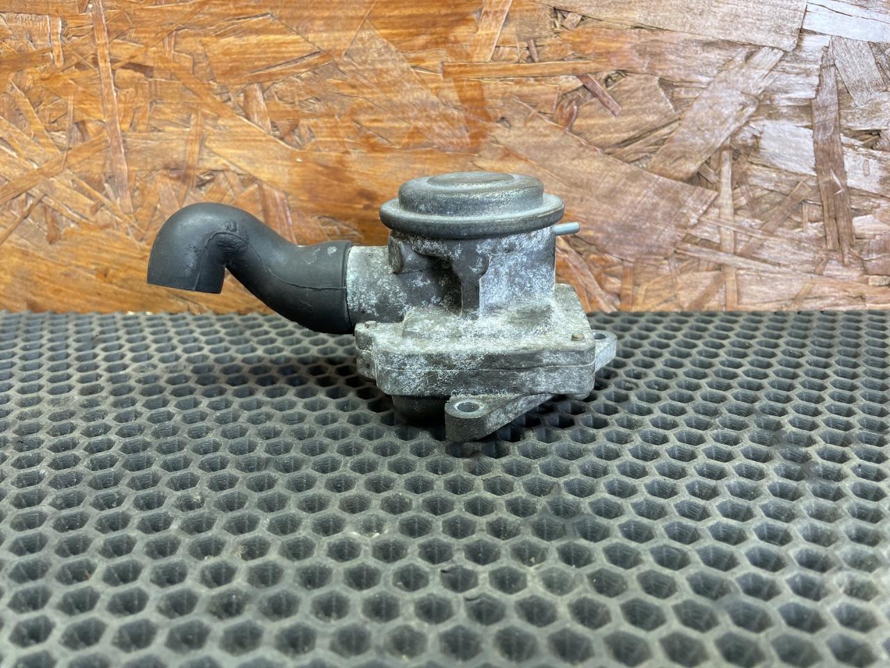 клапан EGR Mercedes-Benz E-Класс W211/S211 2005, 3.0 л., M 272.944, бензин, АКПП, универсал, A2721420283, 2721420283 - фото №1