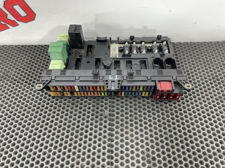 блок предохранителей Land Rover Range Rover 3 поколение 2002, 2.9 л., M 57 D 30, дизель, АКПП, внедорожник 5 дв., YPP000020