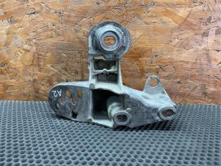 кронштейн двигателя Audi A4 B7 2004, 1.8 л., BFB, бензин, МКПП, универсал