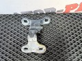 петля двери Volvo V50 1 поколение [рестайлинг] 2010, 1.6 л., D 4164 T, дизель, МКПП, универсал, 30784889 - фото №3