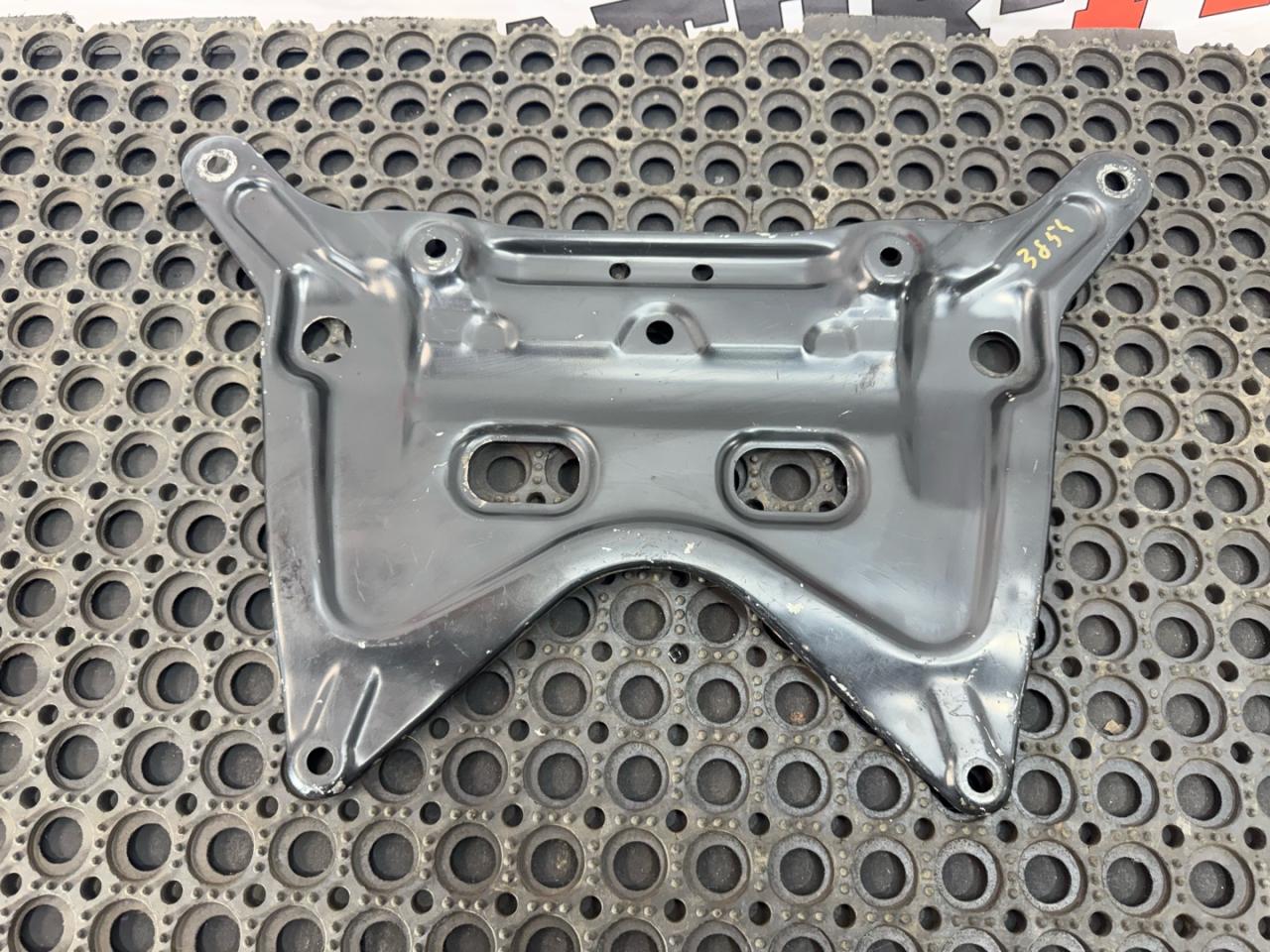 защита двигателя Mercedes-Benz E-Класс W212/S212/C207/A207 W212 2010, 2.1 л., OM 651.925, дизель, 6МКПП, седан - фото №1