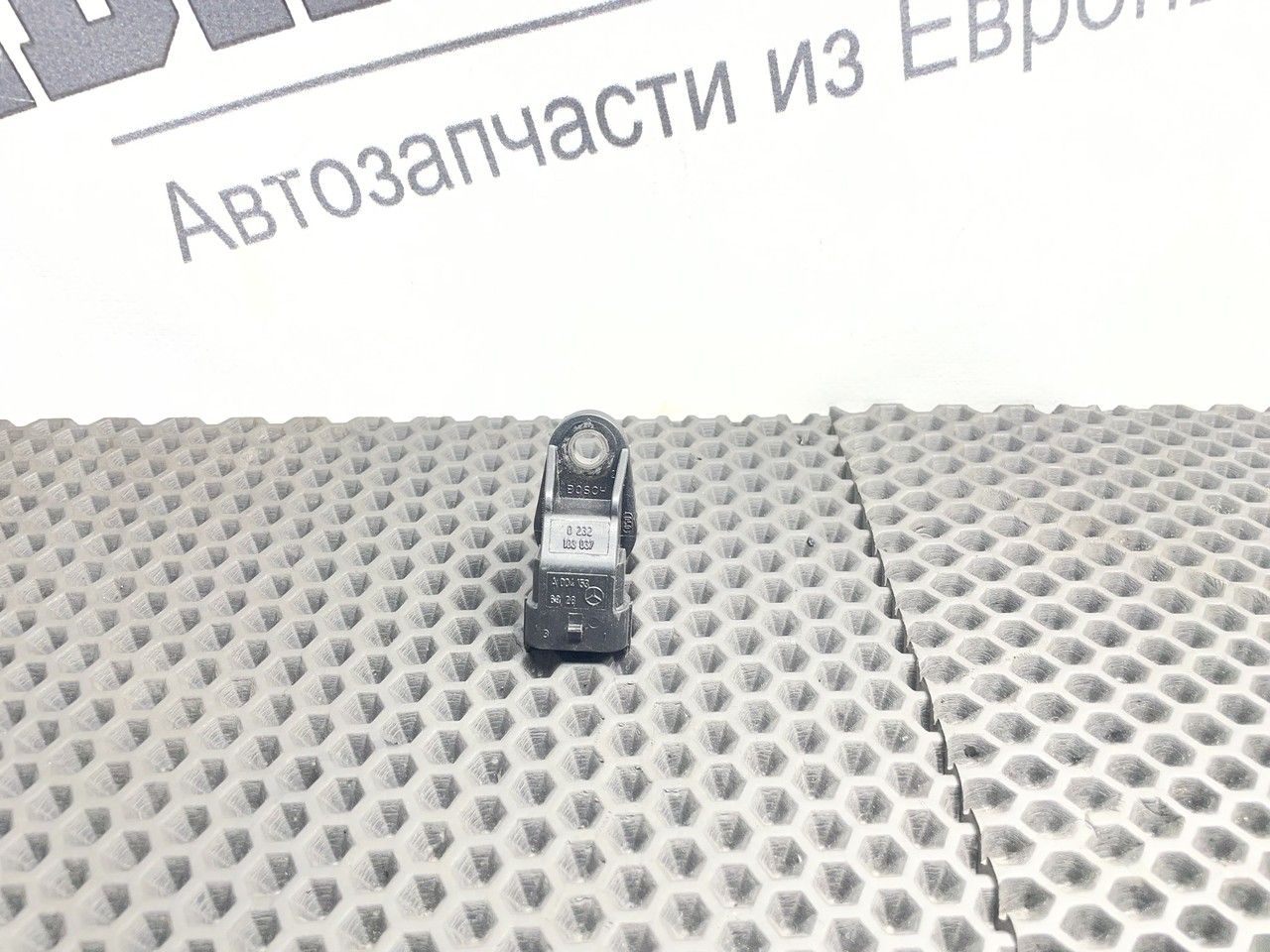 датчик распредвала Mercedes-Benz E-Класс W211/S211 W211 2003, 1.8 л., M 271.941, бензин, АКПП, c185 melanitschwarz, универсал, правый руль, A0041536928 - фото №1