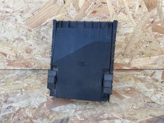 крышка блока предохранителей Volkswagen Passat B5 [рестайлинг] (2000 - 2005), 1.4 л., BMY, бензин, универсал, передний привод, 1K0937132F