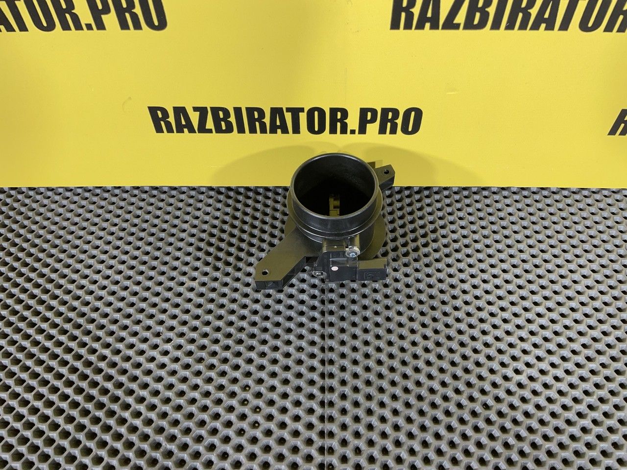 расходомер воздуха Mazda 5 CW 2010, 1.6 л., Y655, дизель, МКПП, минивэн, AV619C623 - фото №1