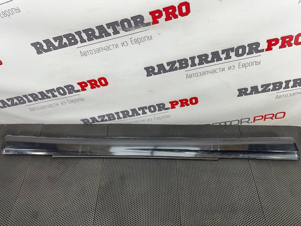 накладка на порог Mercedes-Benz C-Класс W203/S203/CL203 2002, 2.0 л., M 111.955, бензин, МКПП, купе, A2036980654 - фото №1