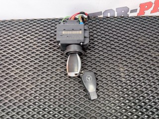 замок зажигания Mercedes-Benz C-Класс W203/S203/CL203 [рестайлинг] W203.046 2005, 1.8 л., M 271.946, бензин, АКПП, седан, 2095452308, A0365455528, 0365455528