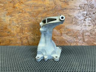 кронштейн двигателя Mercedes-Benz E-Класс W211/S211 2005, 3.0 л., M 272.944, бензин, АКПП, универсал