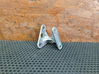 петля двери Mercedes-Benz E-Класс W211/S211 2004, 2.7 л., OM 647.961, дизель, МКПП, седан