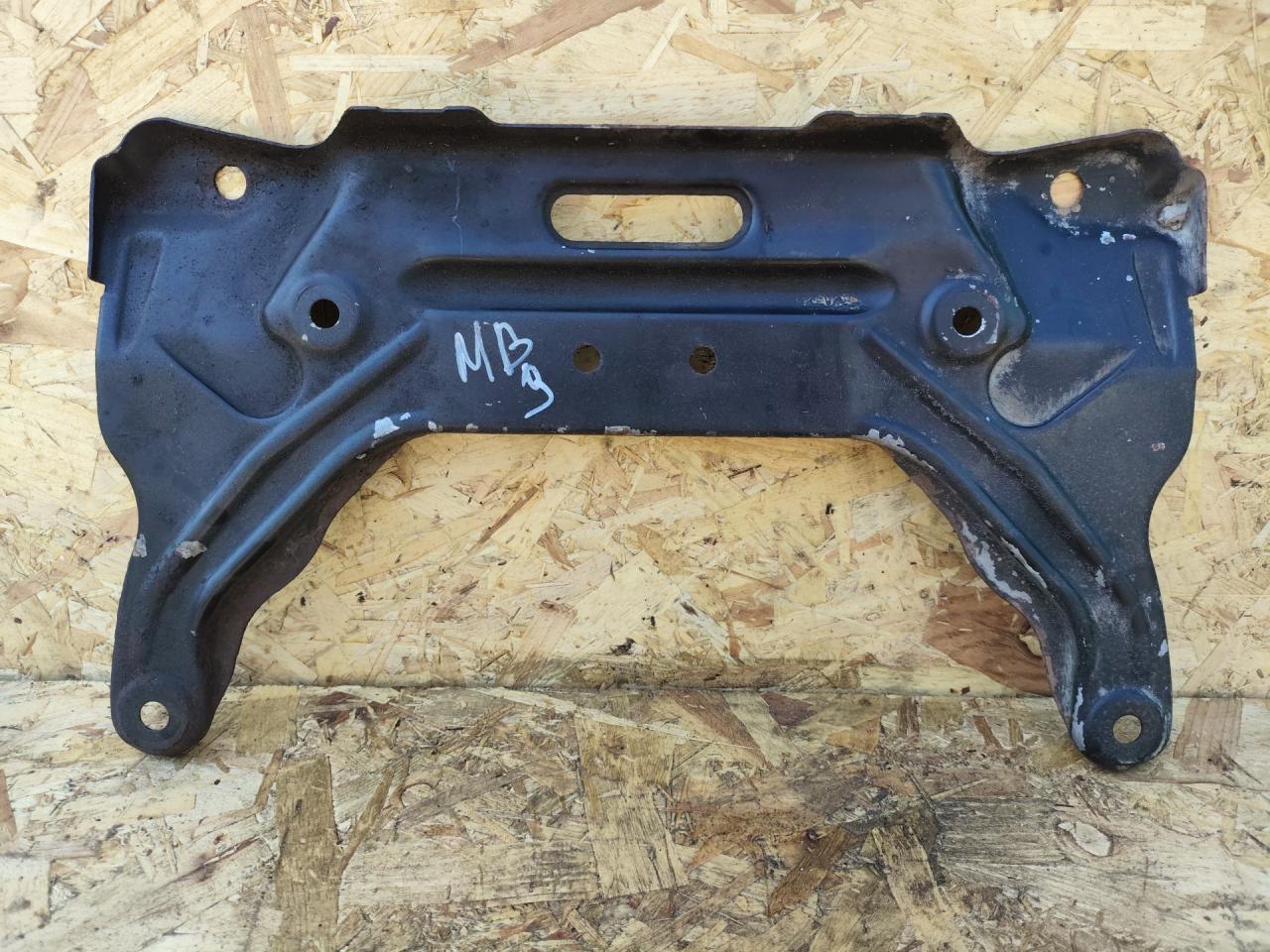 кронштейн КПП Mercedes-Benz E-Класс W211/S211 2004, 2.7 л., OM 647.961, дизель, МКПП, седан - фото №1