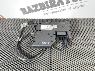 блок предохранителей Mercedes-Benz E-Класс W212/S212/C207/A207 W212 2009, 2.1 л., OM 651.924, дизель, 6МКПП, 040, седан, задний привод, правый руль, A2125400450