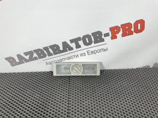 фонарь салона (плафон) Volkswagen Sharan 2 поколение 2011, 2.0 л., CFFB, дизель, 6МКПП, 2t, минивэн, передний привод, правый руль, 6Q0947291B