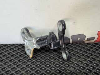 петля двери Volvo V50 1 поколение [рестайлинг] 2010, 1.6 л., D 4164 T, дизель, МКПП, универсал, 30784887