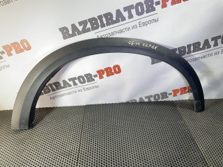 накладка колесной арки передний правый Volvo XC90 1 поколение 2006, 2.4 л., D 5244 T, дизель, АКПП, 455 titanium grey pearl, внедорожник 5 дв., правый руль, 30655182
