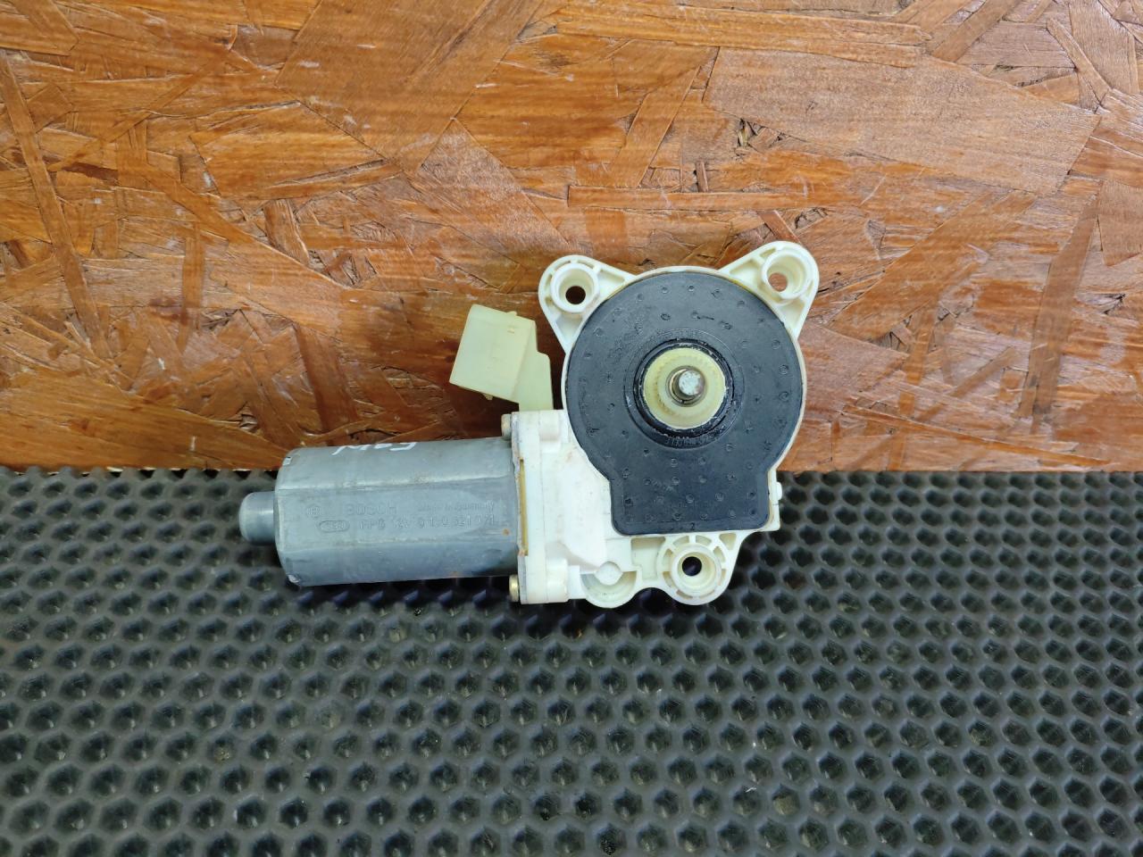 моторчик стеклоподъемника Mercedes-Benz E-Класс W211/S211 2004, 2.7 л., OM 647.961, дизель, МКПП, седан - фото №1
