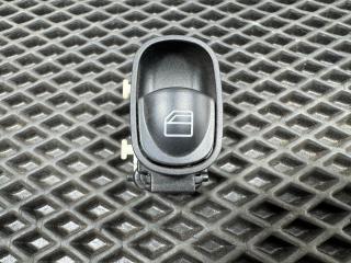 кнопка стеклоподъемника двери задней правой Mercedes-Benz C-Класс W203/S203/CL203 [рестайлинг] 2006, 3.5 л., M 272.960, бензин, АКПП, универсал
