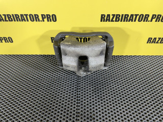 суппорт передний правый Mercedes-Benz E-Класс W212/S212/C207/A207 W212 2010, 2.1 л., OM 651.925, дизель, 6МКПП, седан, A2044212481