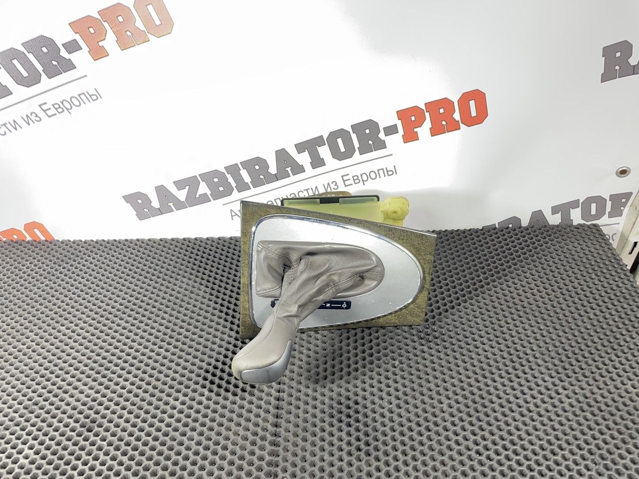 модуль управления селектора АКПП Mercedes-Benz E-Класс W211/S211 W211 2003, 1.8 л., M 271.941, бензин, АКПП, c185 melanitschwarz, универсал, правый руль, A2112673124 - фото №1