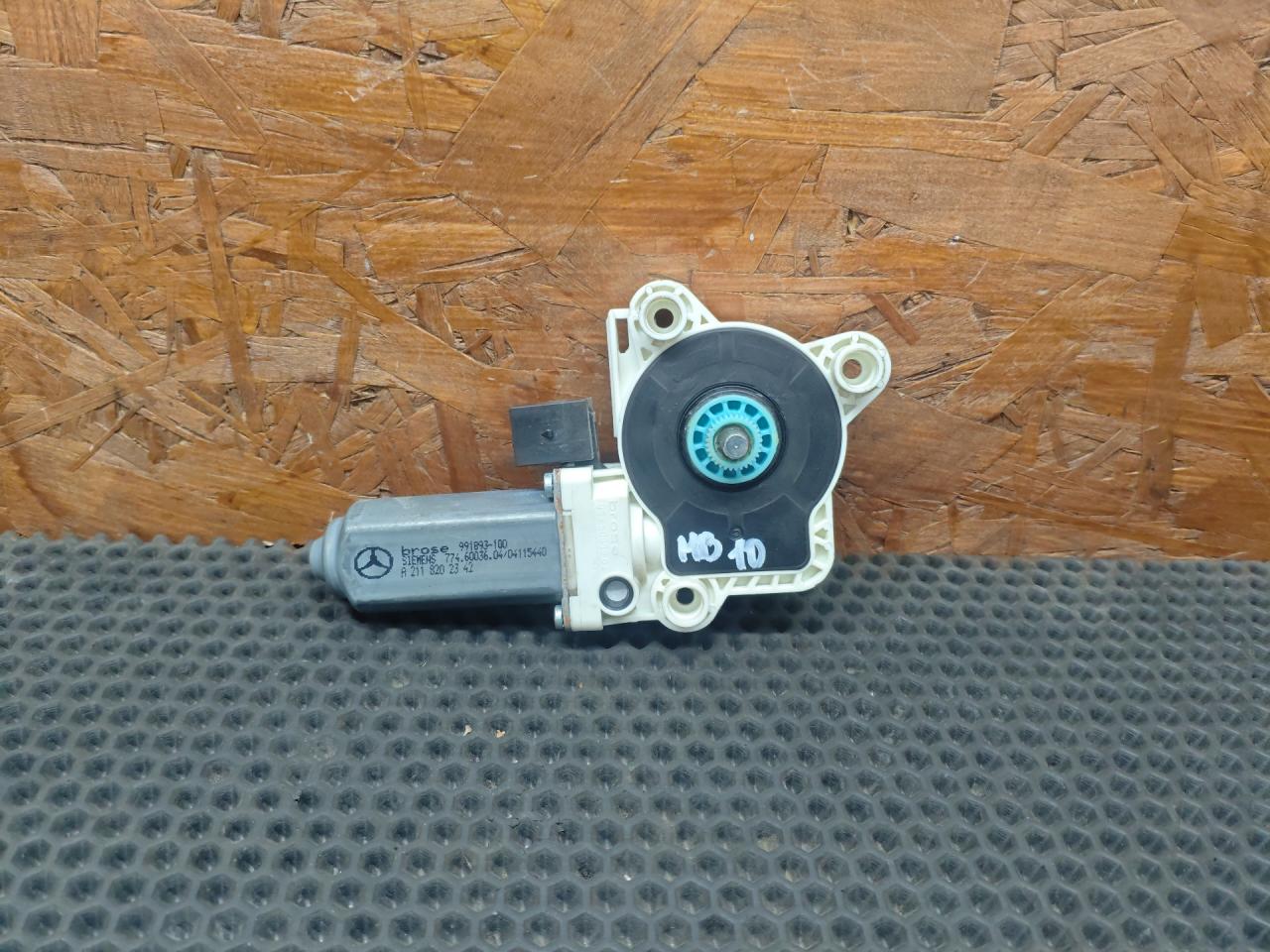 моторчик стеклоподъемника Mercedes-Benz E-Класс W211/S211 2005, 3.0 л., M 272.944, бензин, АКПП, универсал - фото №1