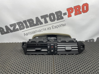 дефлектор обдува салона BMW 5 серия E60/E61 [рестайлинг] E60 2008, 2.0 л., N47 D20 A, дизель, АКПП, 354 titansilber metallic, седан, правый руль, 6910734