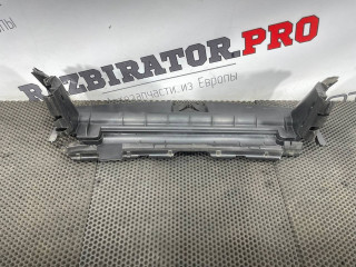 воздуховод (дефлектор) радиатора Mercedes-Benz C-Класс W203/S203/CL203 [рестайлинг] 2006, 3.5 л., M 272.960, бензин, АКПП, универсал, A2035053630