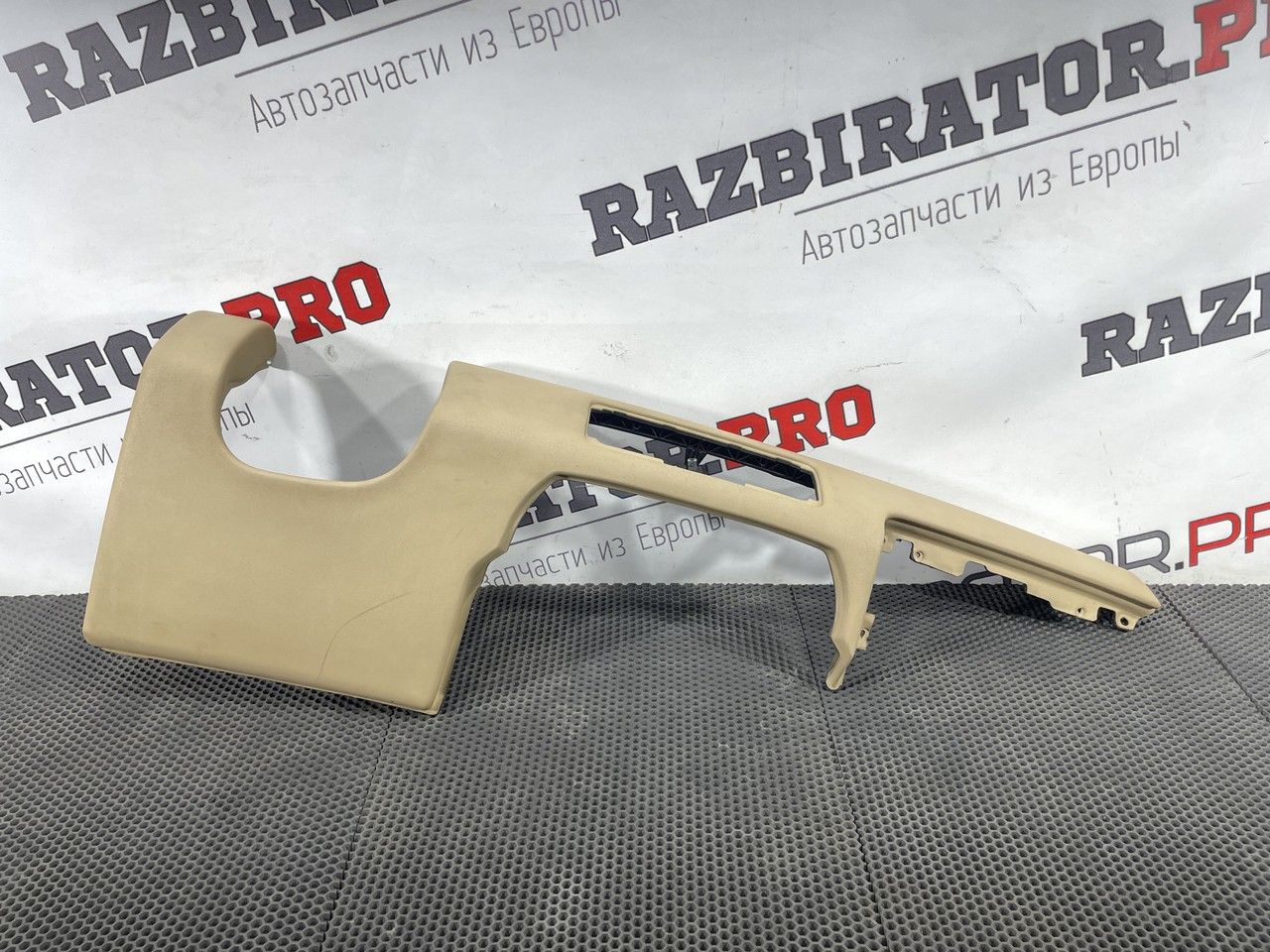 накладка на торпедо (консоль) Land Rover Range Rover 3 поколение 2002, 2.9 л., M 57 D 30, дизель, АКПП, внедорожник 5 дв., FAE000010 - фото №1