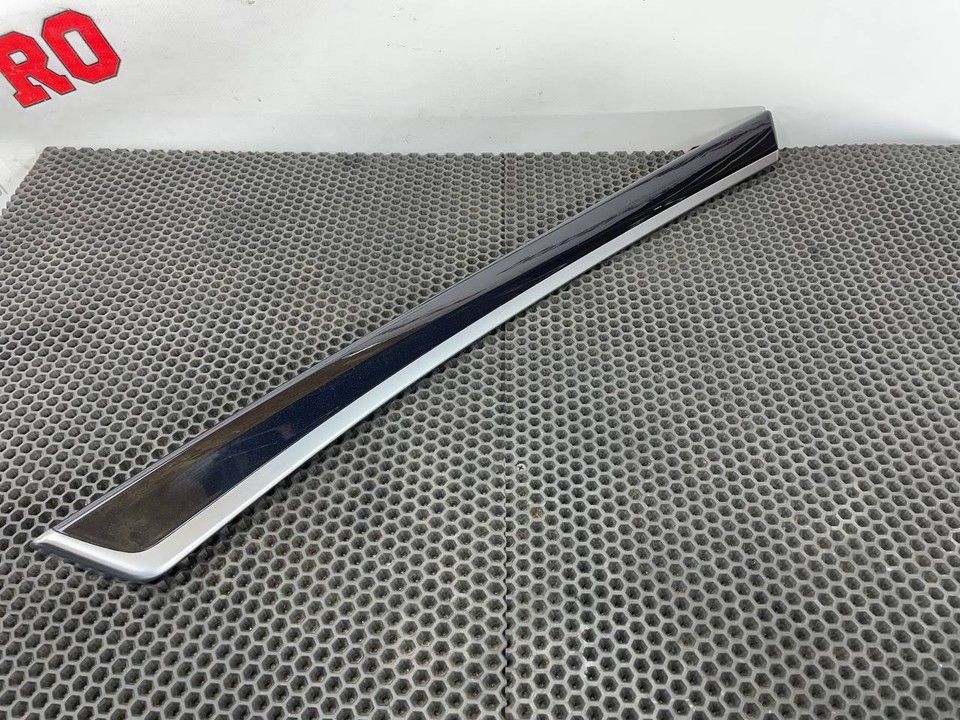 накладка двери (крышки) багажника BMW 5 серия F07/F10/F11 F11 2010, 3.0 л., N57 D30 A, дизель, АКПП, универсал, 9171782 - фото №1