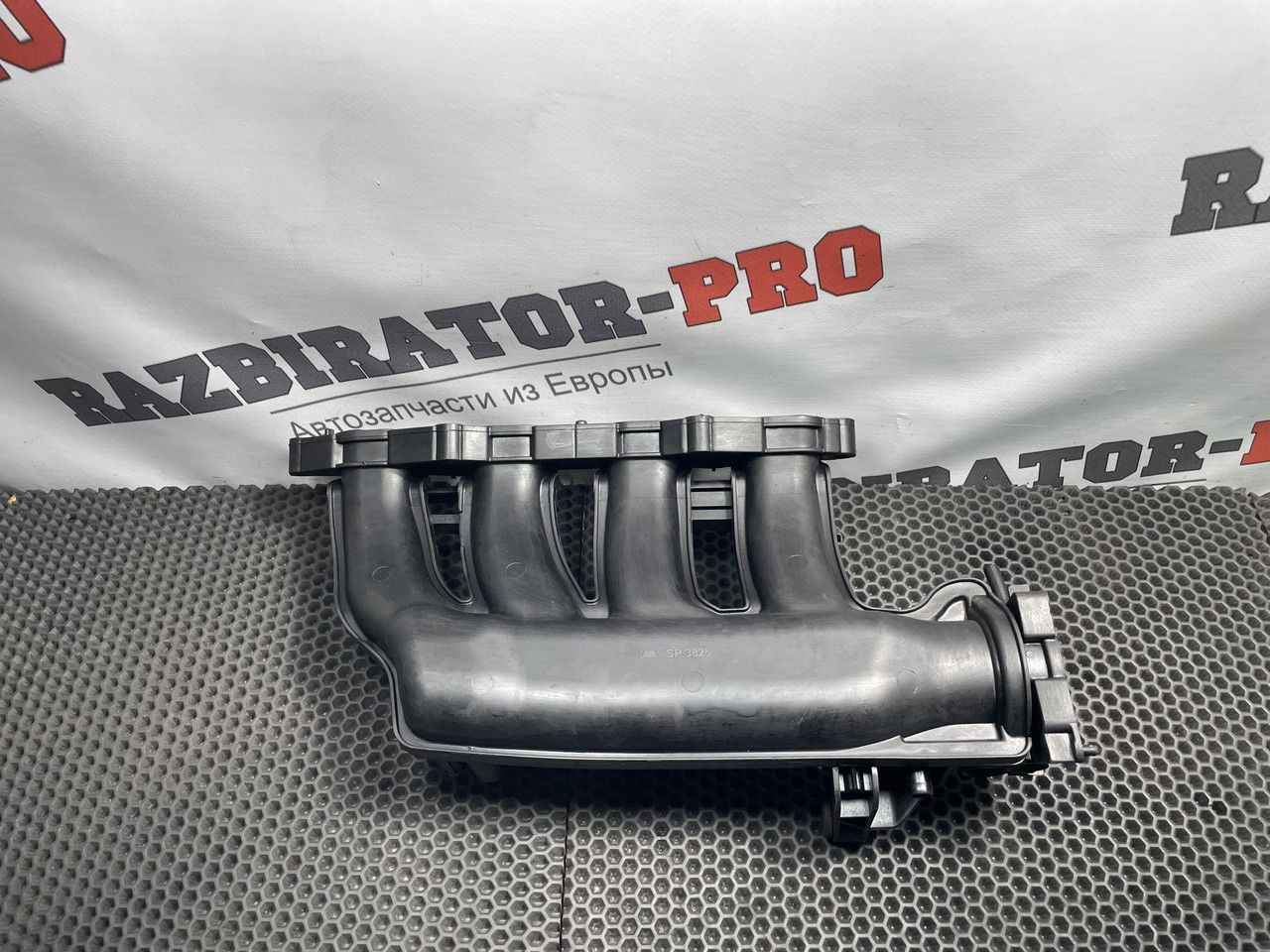 коллектор впускной Mercedes-Benz E-Класс W211/S211 W211 2003, 1.8 л., M 271.941, бензин, АКПП, c185 melanitschwarz, универсал, правый руль, A2711400601 - фото №1