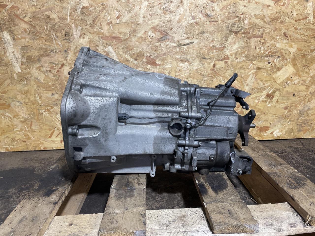 КПП механическая (МКПП) Mercedes-Benz E-Класс W211/S211 2004, 2.7 л., OM 647.961, дизель, МКПП, седан, 2112606800 - фото №1