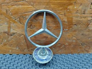 эмблема Mercedes-Benz E-Класс W211/S211 2004, 2.7 л., OM 647.961, дизель, МКПП, седан