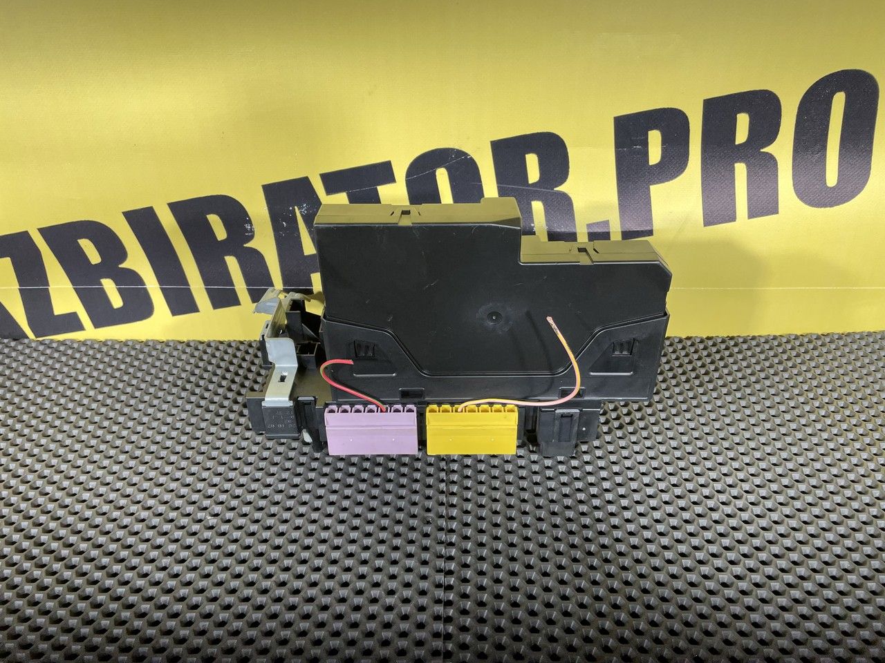 блок SAM Mercedes-Benz C-Класс W204/S204 2007, 1.8 л., M 271.952, бензин, АКПП, седан, A2045458601 - фото №1