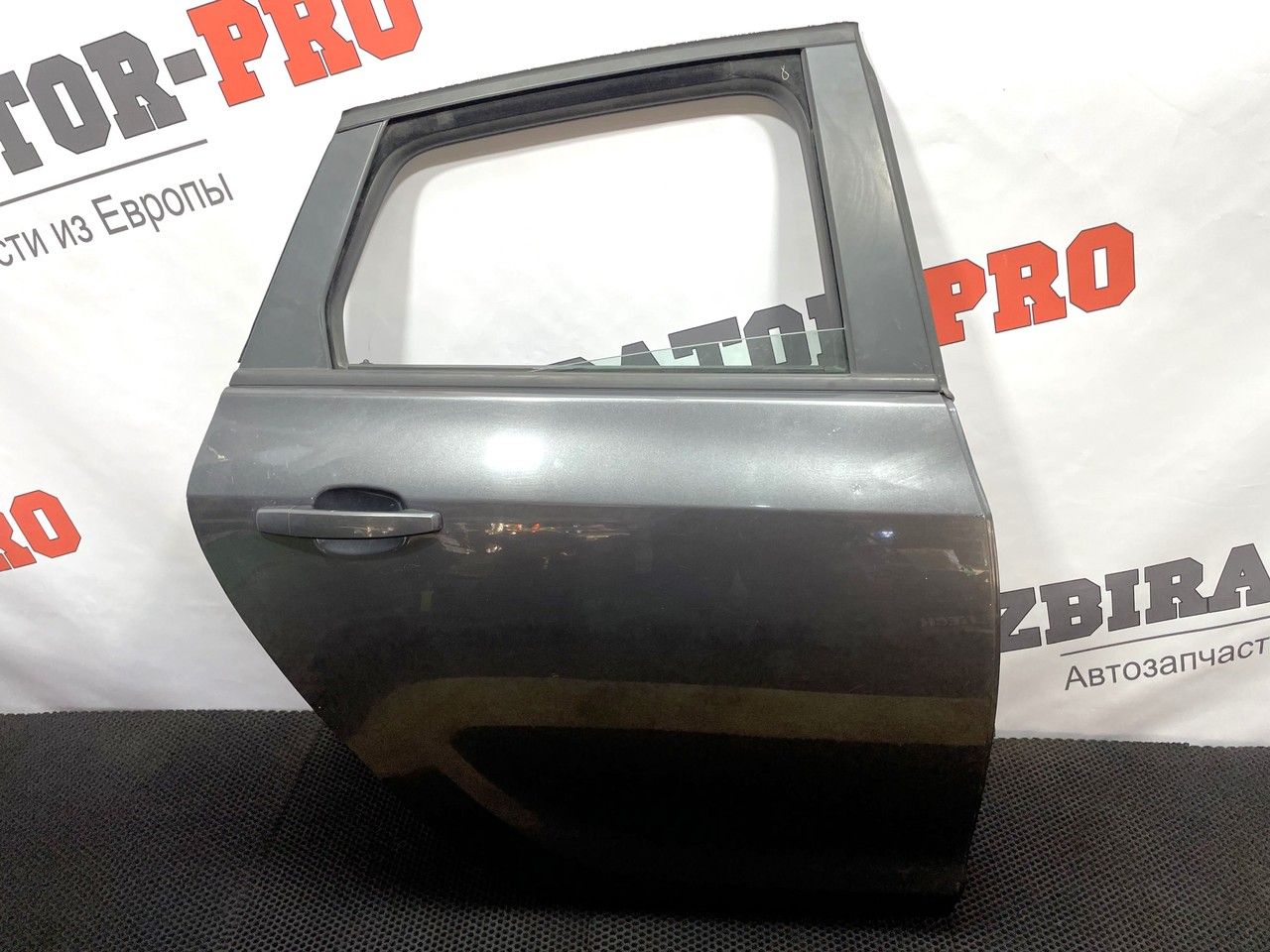 дверь задняя правая Opel Astra J 2010, 1.2 л., дизель, МКПП, 13270585 - фото №1