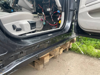 порог правый BMW 5 серия F07/F10/F11 F11 2010, 3.0 л., N57 D30 A, дизель, АКПП, универсал, 41217240510