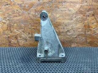 кронштейн двигателя Mercedes-Benz Vito W639 2008, 2.2 л., OM 646.980, дизель, МКПП, микроавтобус