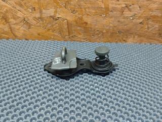петля замка капота Mercedes-Benz E-Класс W211/S211 2004, 2.7 л., OM 647.961, дизель, МКПП, седан