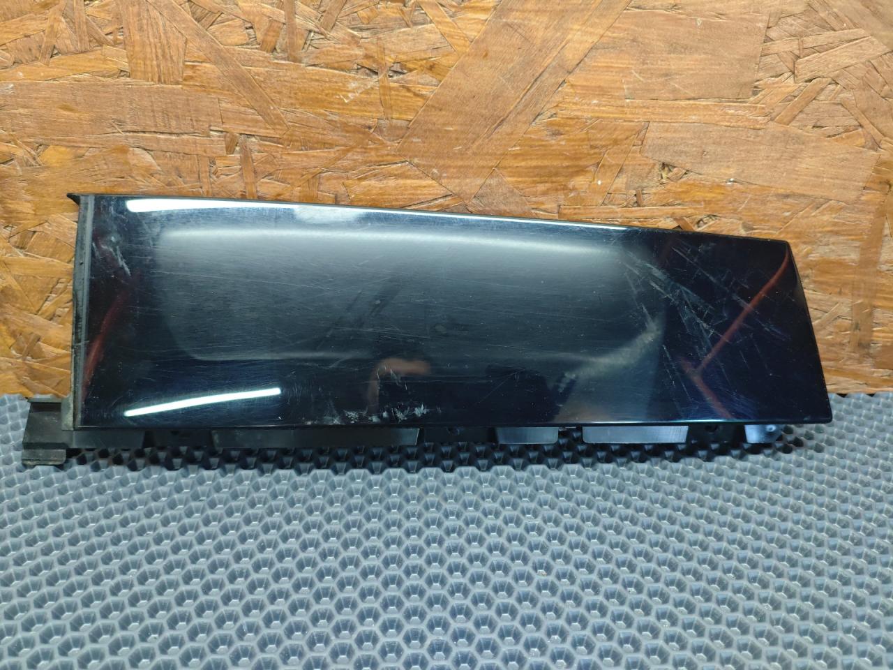 накладка двери (крышки) багажника Ford C-Max 2 поколение CB7 2013, 1.0 л., M2DA, бензин, МКПП, минивэн - фото №1